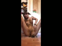 Poop Fetish Sex - Brunette model has to work for shit shows after pandemic